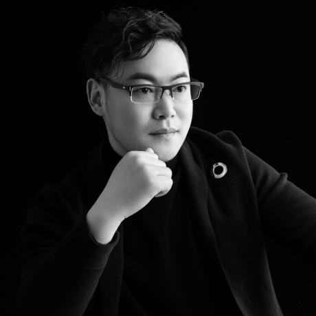  楊樹峰 設(shè)計師
